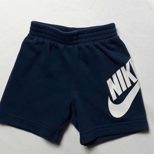 NIKE BOYS SHORT